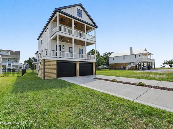 423 S Girard Ave, Long Beach, MS 39560