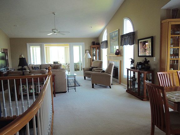 4th image of 6241 Springmont Dr