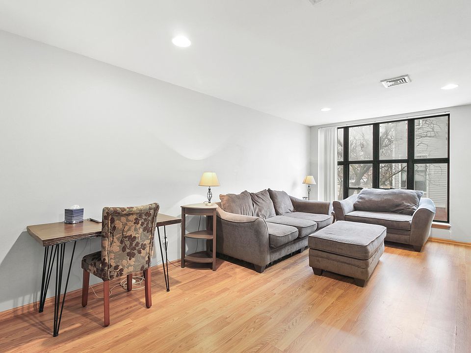 1st image of 4509 W Westchester Sq