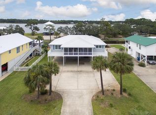 320 Windmill Ridge Rd, Gulf Shores, AL 36542