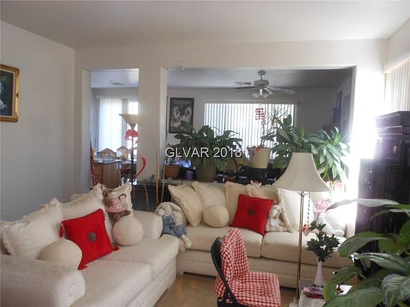 2nd image of 8878 Sierra Linda Dr