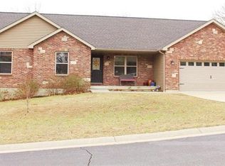 474 Miner Ct, Washington, MO 63090