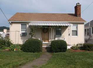 333 19th St, Dunbar, WV 25064