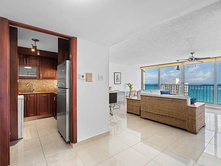 1477 Ashford Avenue Torre Del Mnr #1803 — Photo 2