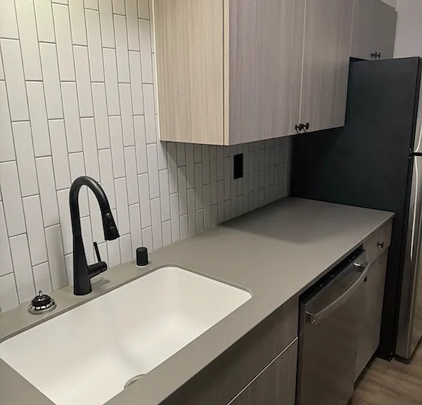 1421 W 8th Ave — Photo 5