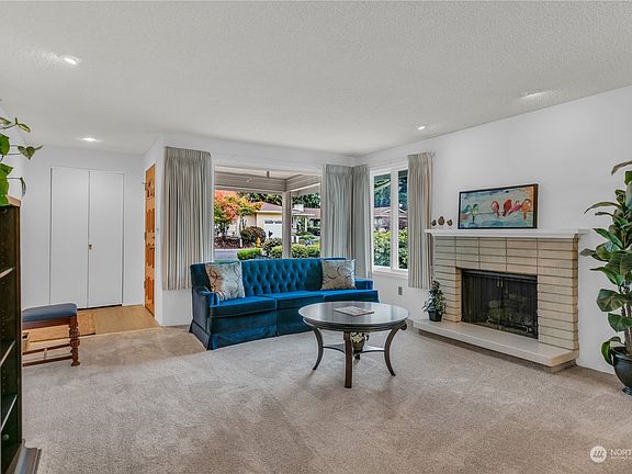 5th image of 24513 13th Avenue S