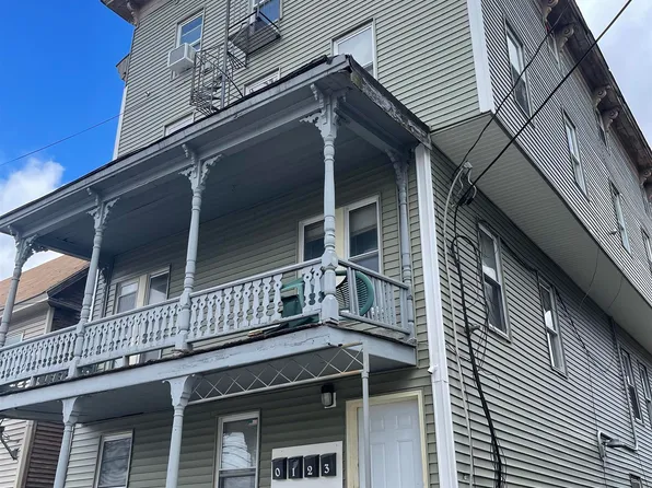 12 Winter Street, Laconia, NH 03246-3129