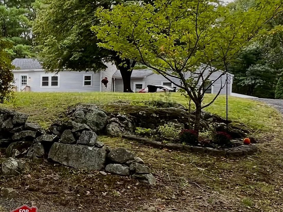 1st image of 13 Spring Hill Rd