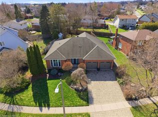 46 Victor Blvd, Brant, ON