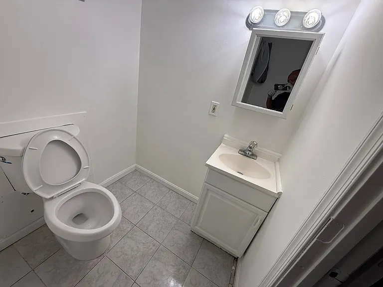basement_bath2