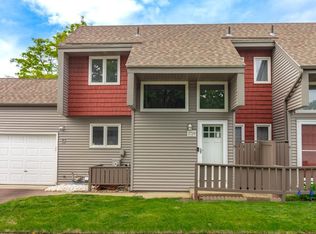 1729 Bluebill Dr, Eagan, MN 55122