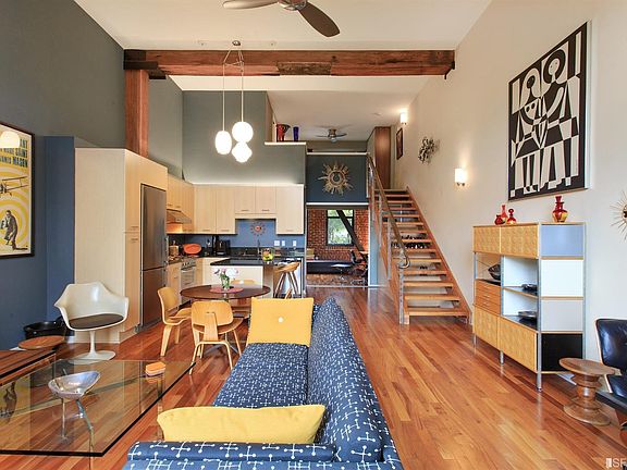 4th image of 851 Indiana St Unit 307
