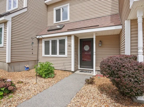 70 Pleasant St #45, Oxford, MA 01540