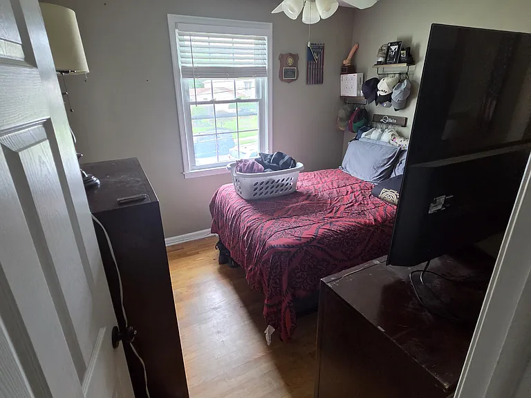 15 Albertus Dr — Photo 8