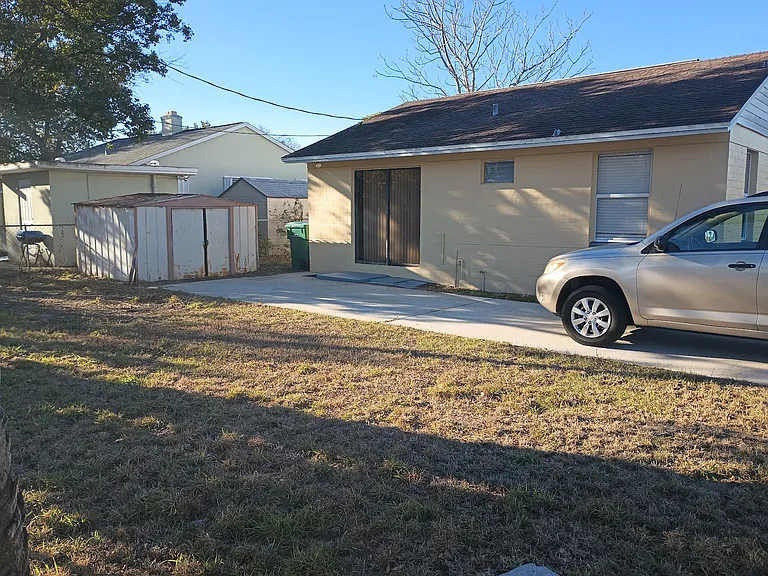 787 Orange St — Photo 26