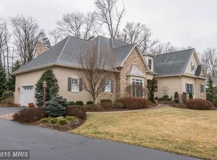 1223 Admiral Zumwalt Ln, Herndon, VA 20170