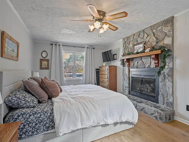 3310 Cornell Dr — Photo 17