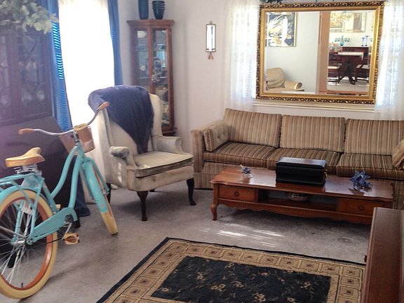3rd image of 3904 NW 14th St