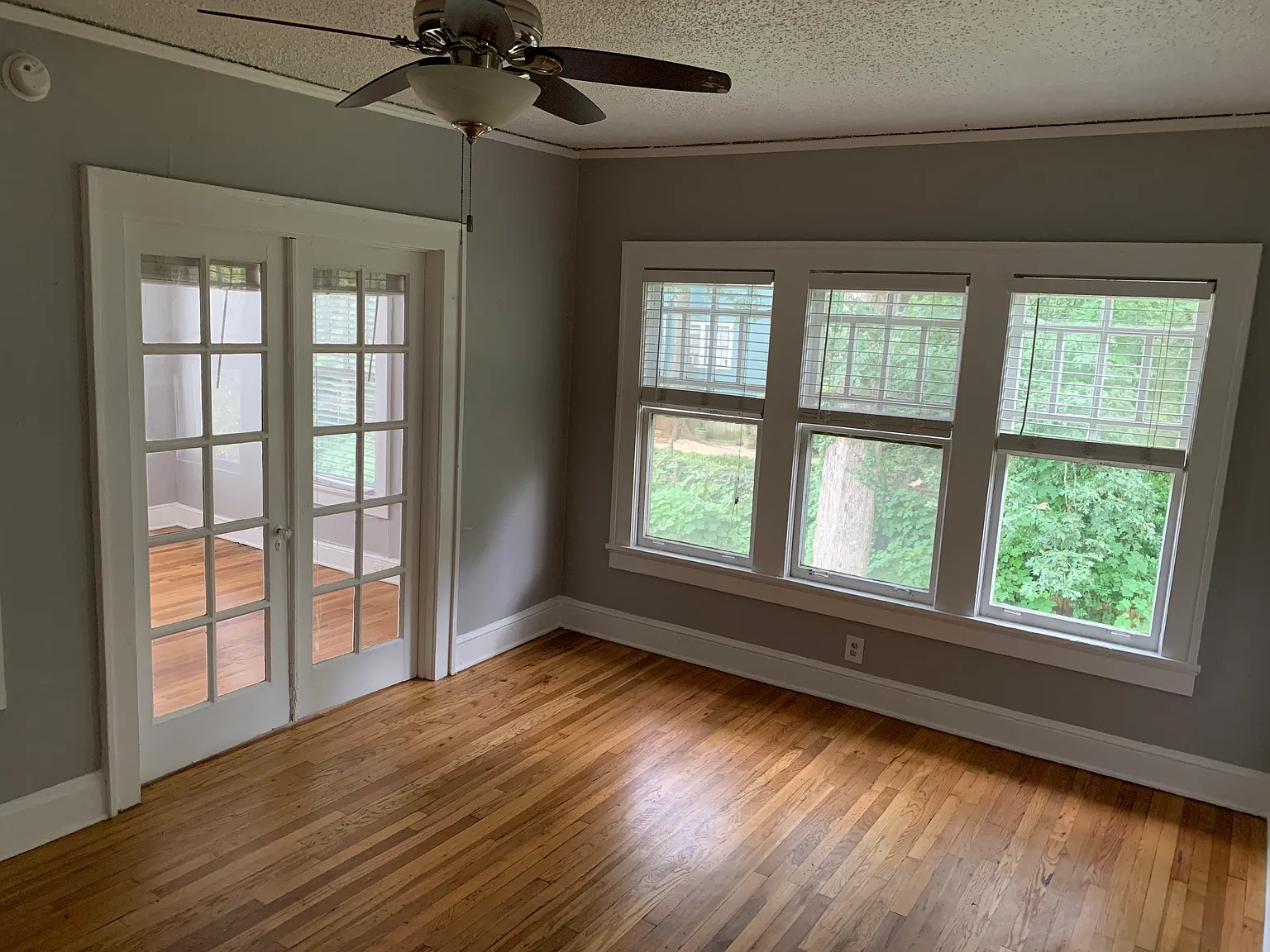 2 bed, 1200 sqft, $2,295 — Photo 4