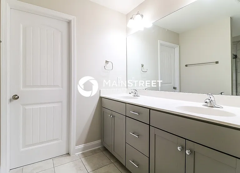 142 Needham Ln — Photo 12