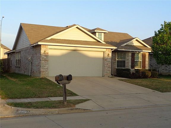 2nd image of 8309 Autumn Creek Trl
