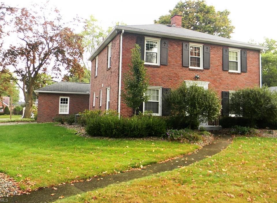 1st image of 1537 E Main St