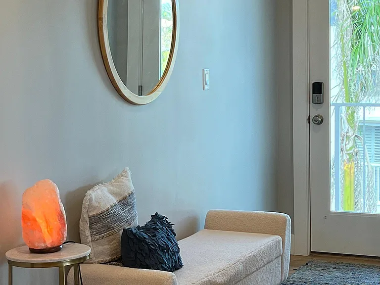 Entry way