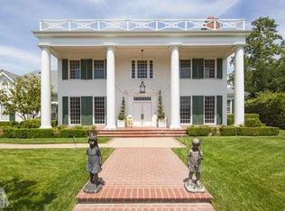 998 W Stafford Rd, Thousand Oaks, CA 91361