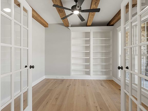 5th image of 4019 Mandrake Pl #152