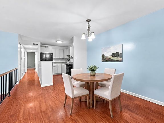 4th image of 2109 Kenzie Dr