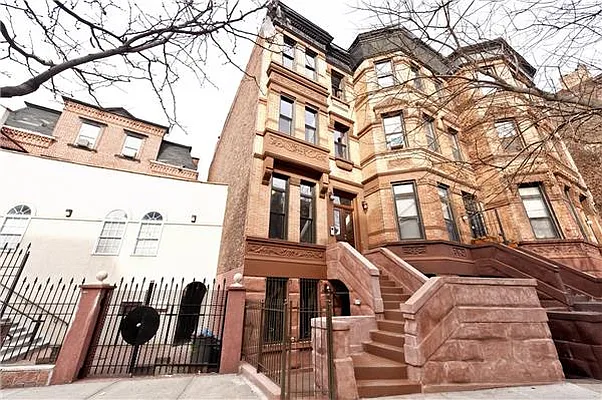 Rented by William B. May | media 21