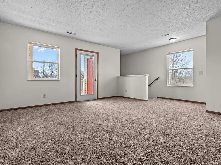 Brookstone Place Apartments — Photo 5