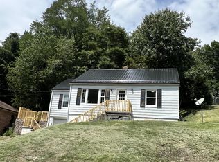 1219 East Dr, Bluefield, WV 24701