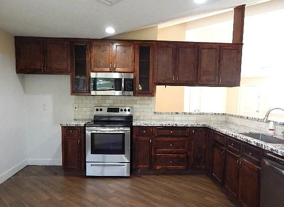 3rd image of 6402 Brookgate Dr