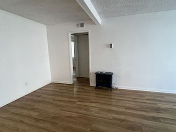4th image of 538 8th St APT 2