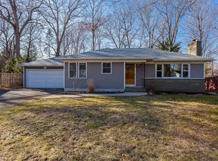 251 Brookview Dr, Rochester, NY 14617