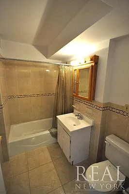 Rented by REAL New York | media 34