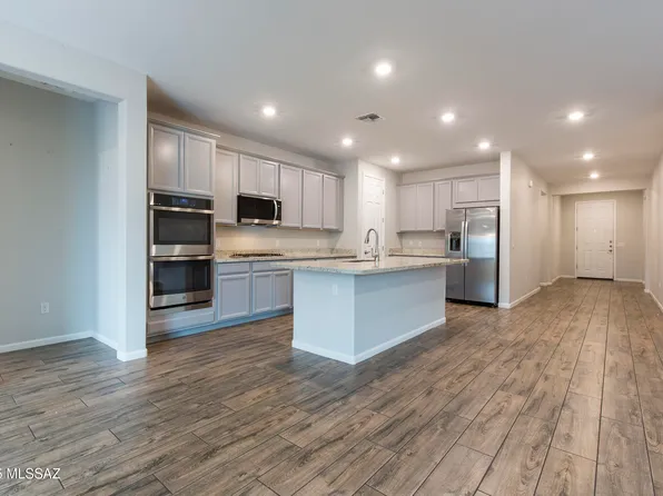 6830 E Via Arroyo Largo, Tucson, AZ 85756