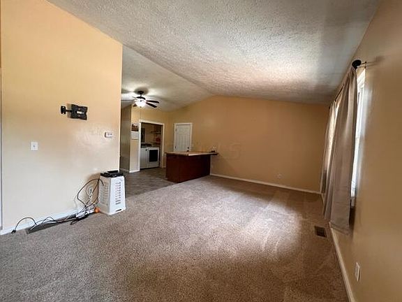 3rd image of 59 Penlawn Ct