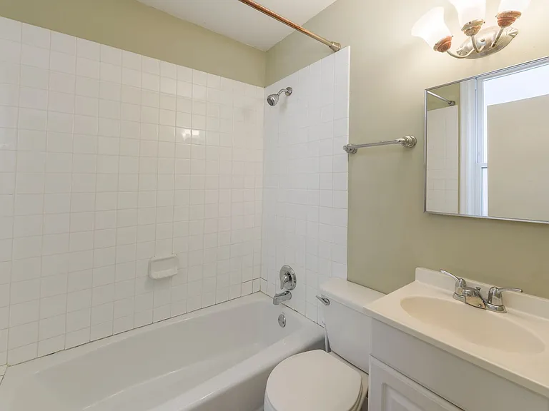 2541 Aldrich Ave S — Photo 7