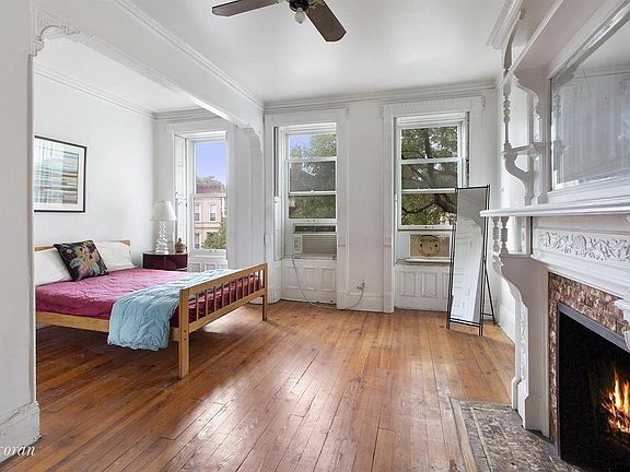 5th image of 329 Park Pl