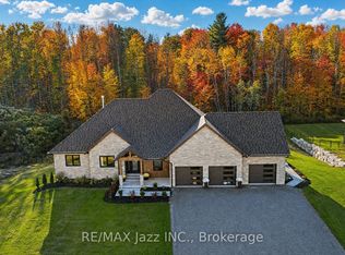 5432 Winfield Dr, Pt Hope, ON L1A0G1