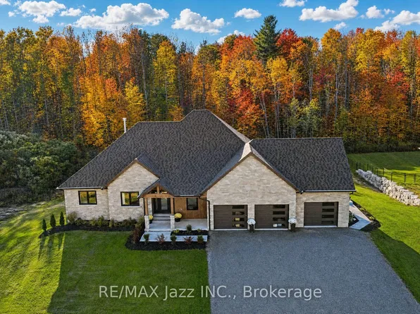 5432 Winfield Dr, Pt Hope, ON L1A 0G1
