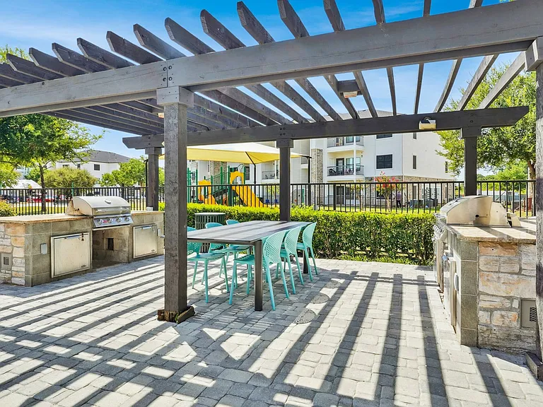 Outdoor Kitchen and Grill Areas
