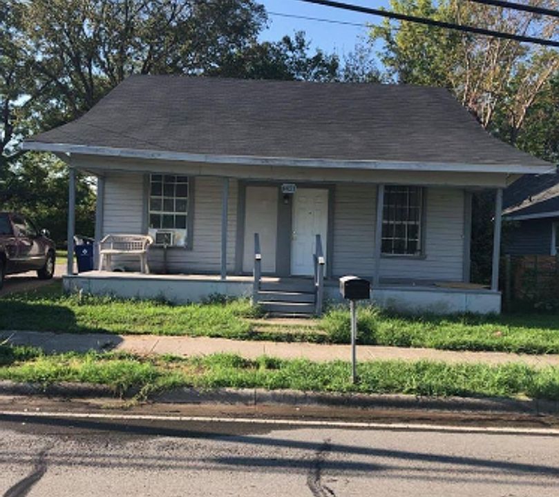 1st image of 4421 Lee St