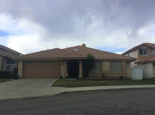 28749 Garden Cir, Highland, CA 92346