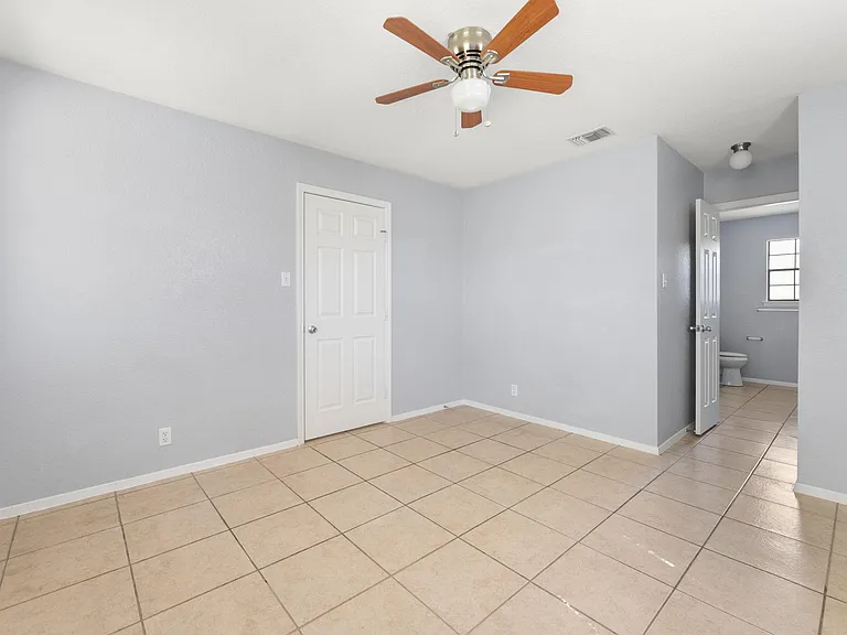 3802 Foust Trl #A — Photo 16