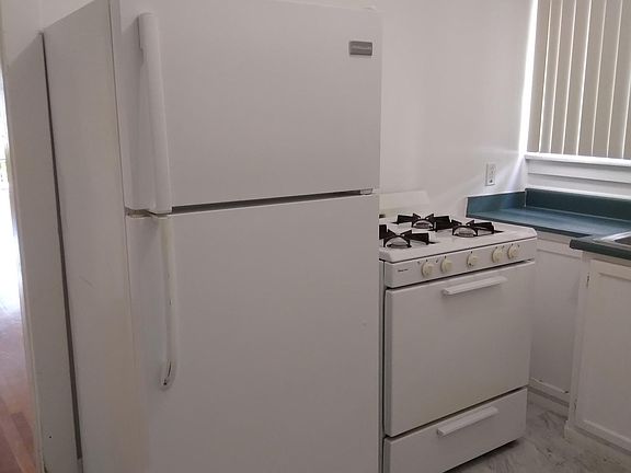 5th image of 2801 Francis Ave #1