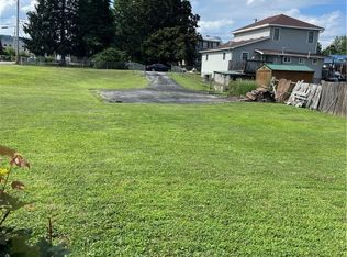 4415 Jones St, South Charleston, WV 25309