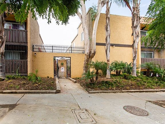 2nd image of 882 Victor Ave APT 22